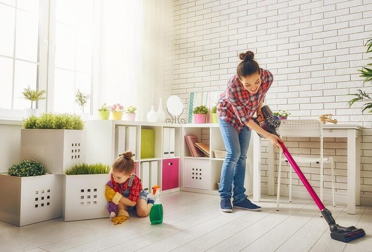 Secrets Of A Working Mom's Daily Routine - Working Mom Blog | Outside ...