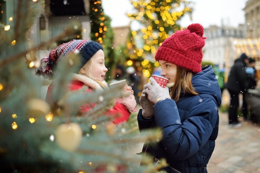 The Best Ways To Keep Kids Busy Over the Holidays