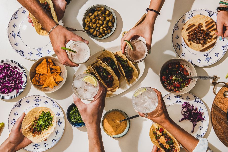 How To Create a Delicious Taco Bar at Home