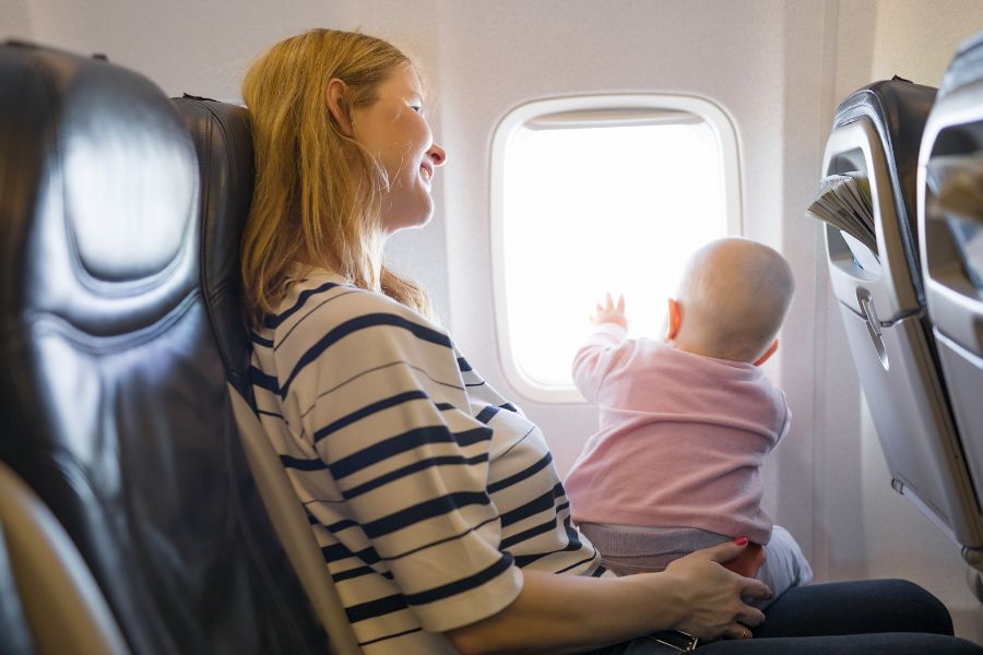 Essential Travel Tips for Flying With a Baby