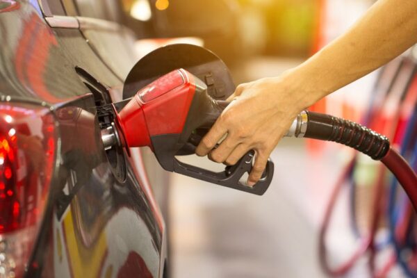 Clever Tips and Tricks To Save Money on Gas - Working Mom Blog ...