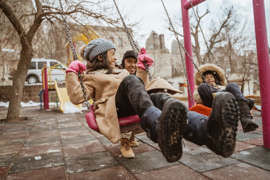Ways To Make Community Playgrounds Enticing in the Winter