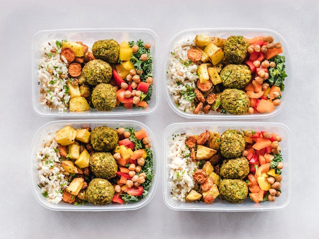 How Much Does Meal Prep Help a Busy Lifestyle?